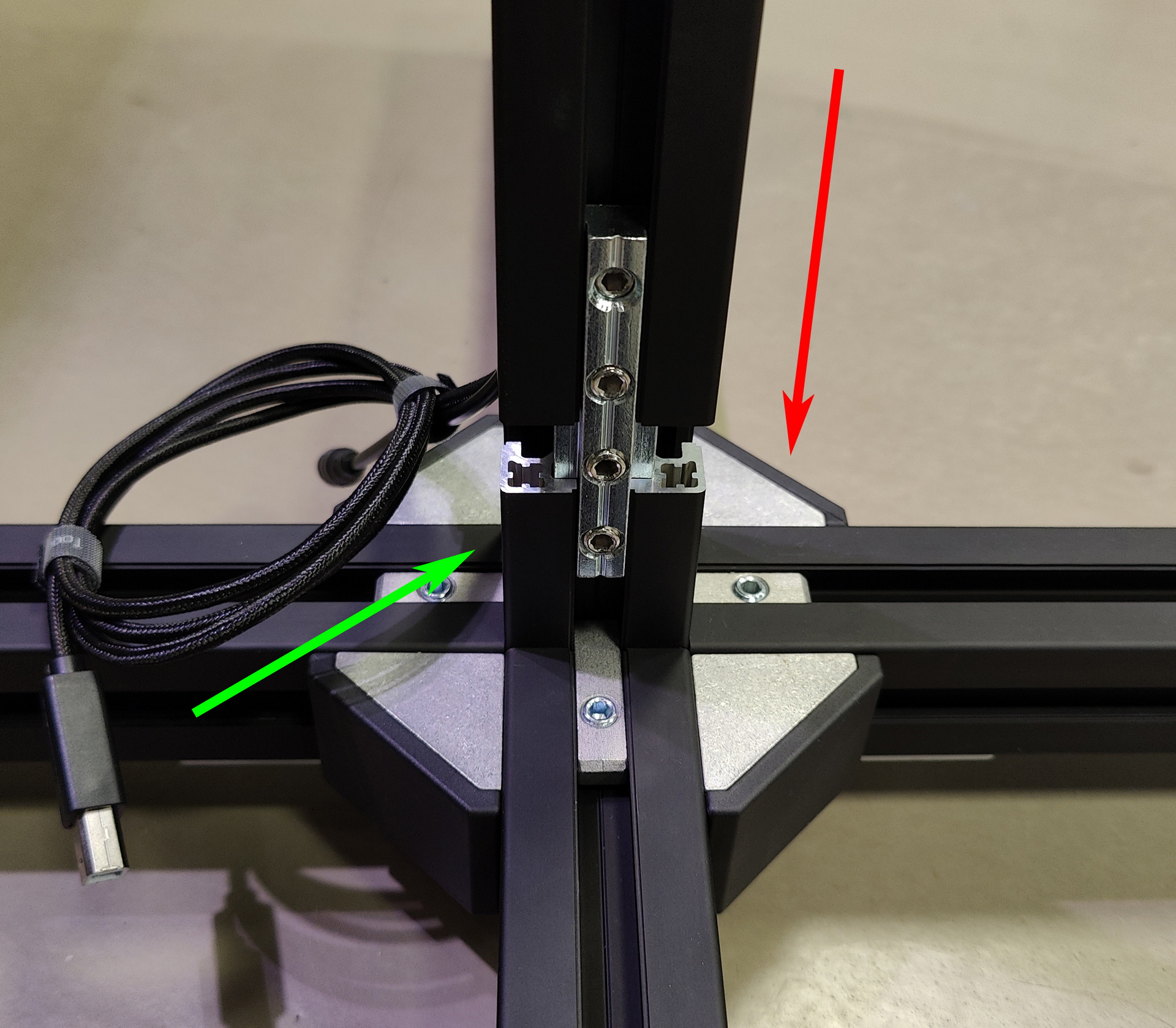 Installation of the first stand part